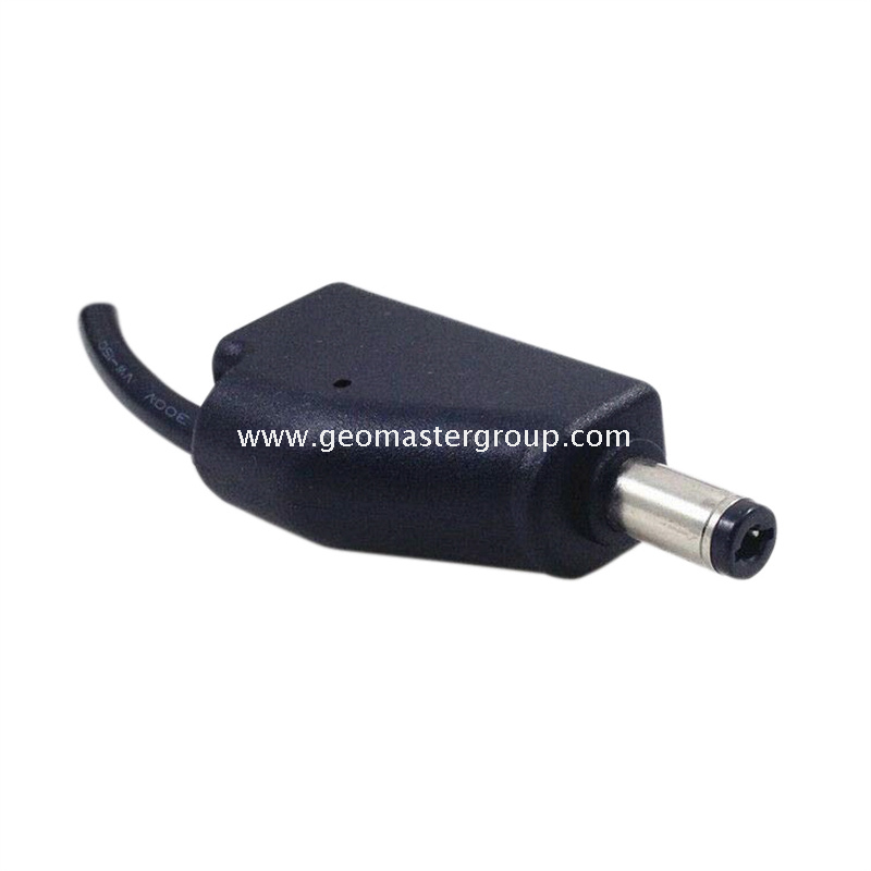 Cabo de dados e alimentação